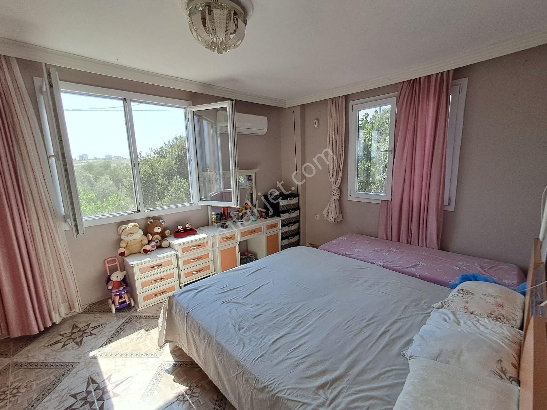 Karataş'ta Lux Deniz Manzaralı 1 Dönüm Arsa Üstüne Kurulu 2 Katlı 2 Daire Satılık Müstakil Ev - Görsel 12