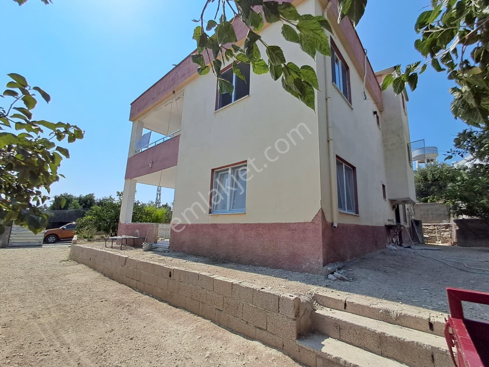 Karataş'ta Lux Deniz Manzaralı 1 Dönüm Arsa Üstüne Kurulu 2 Katlı 2 Daire Satılık Müstakil Ev - Görsel 2