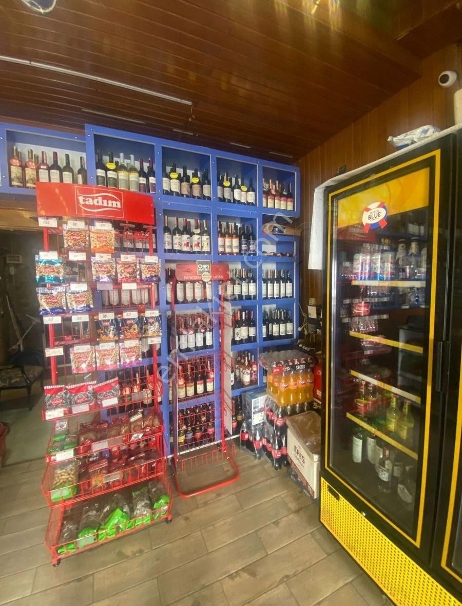 Muhteşem Lokasyonda Yüksek Cirolu Alan Kazanır..