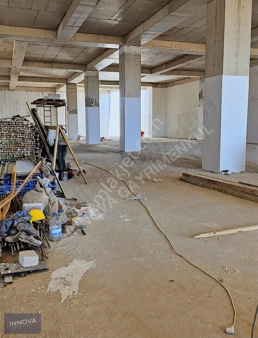 Mollafenari Köyünde Kiralık 1100 Metrekare Depo - Görsel 2