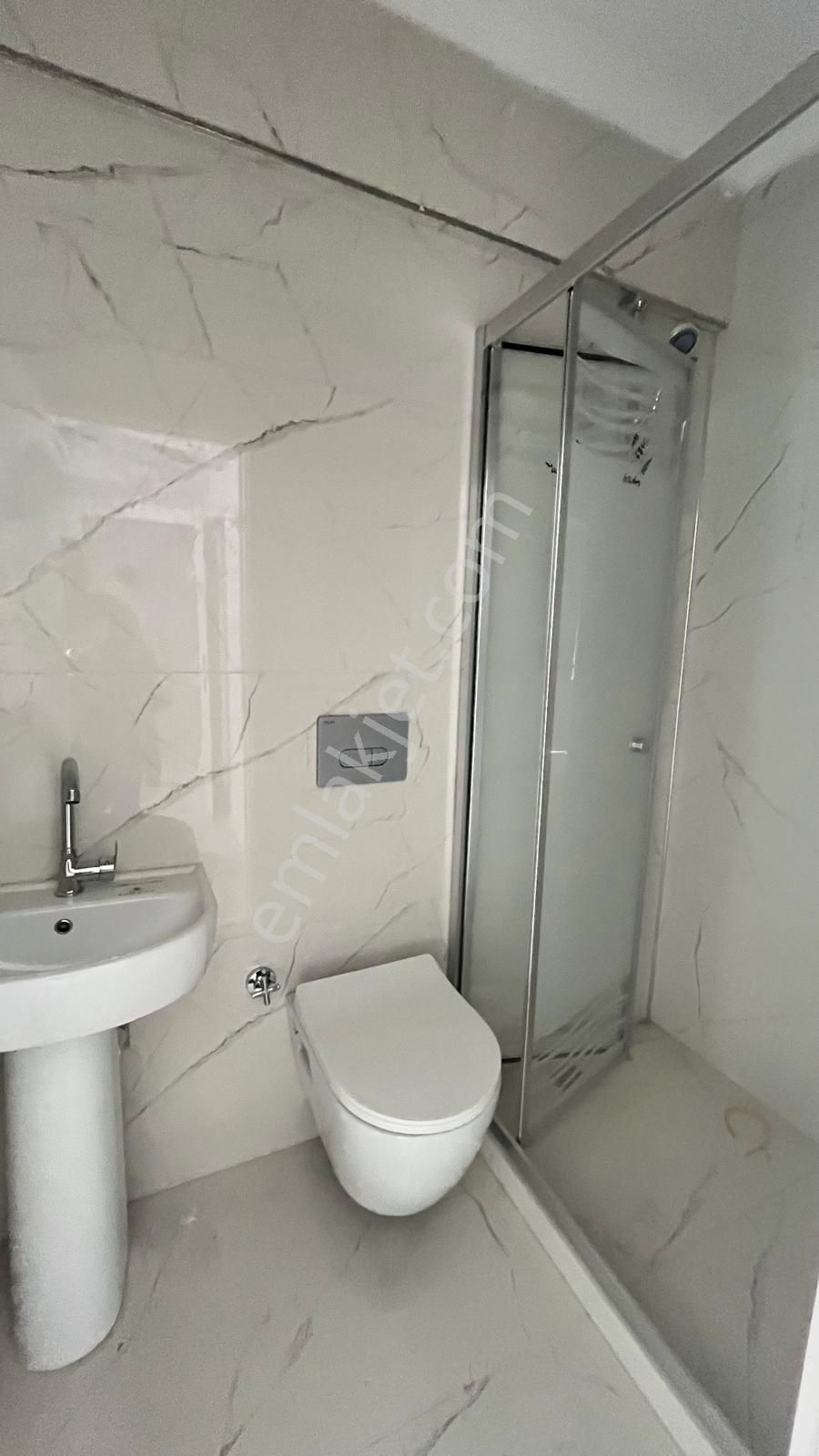 Eşref Dinçer'de Sıfır Ebeveyn Banyolu 2+1 Daire - Görsel 12