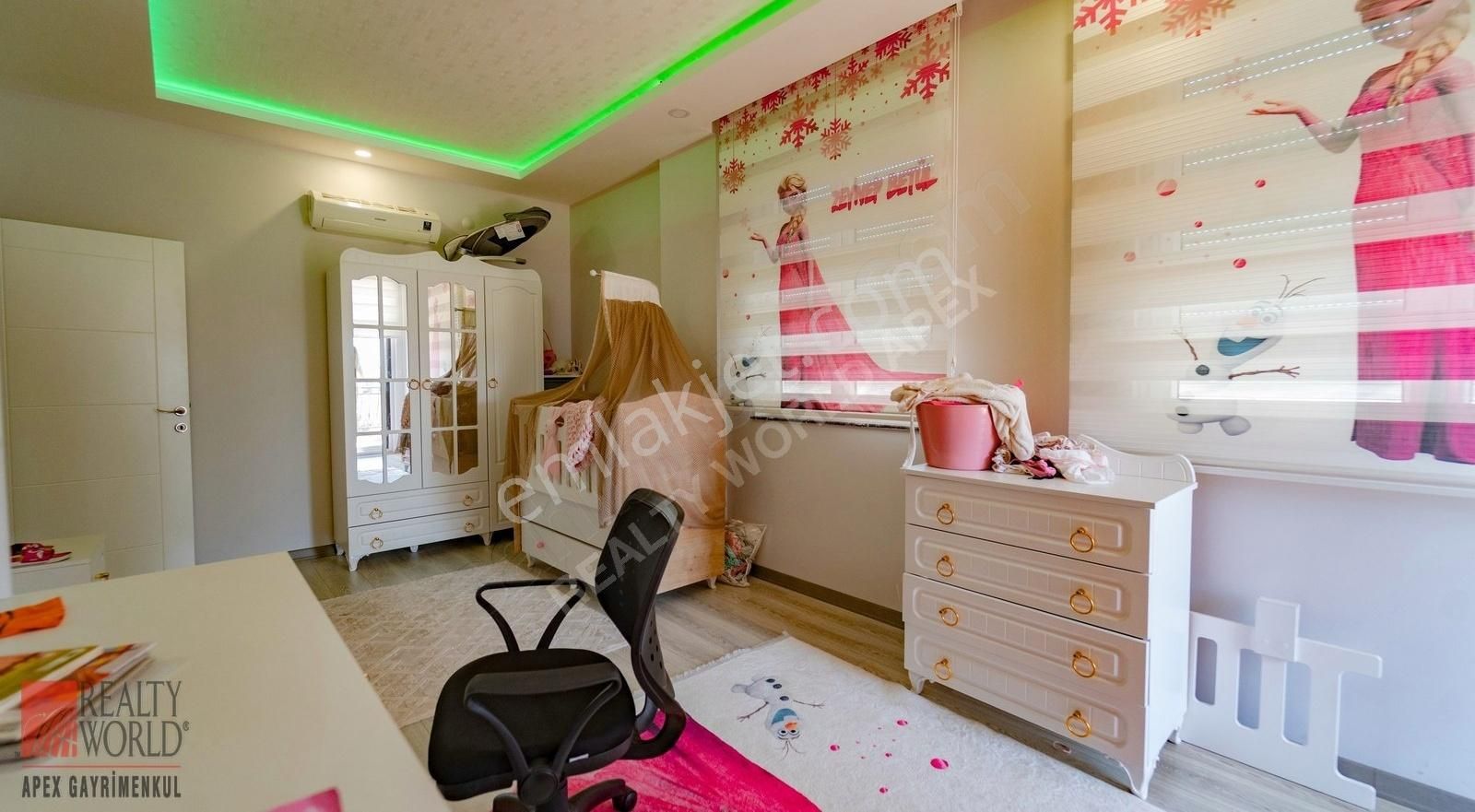 Kepez Ayanoğlu'nda Doğa İçinde Güvenlikli Müstakil Villa - Görsel 4