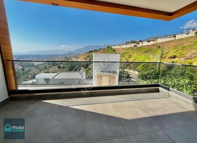 Alanya Kargıcakta Lüks Eşyalı Deniz Doğa Ve Kale Manzaralı Villa - Görsel 8