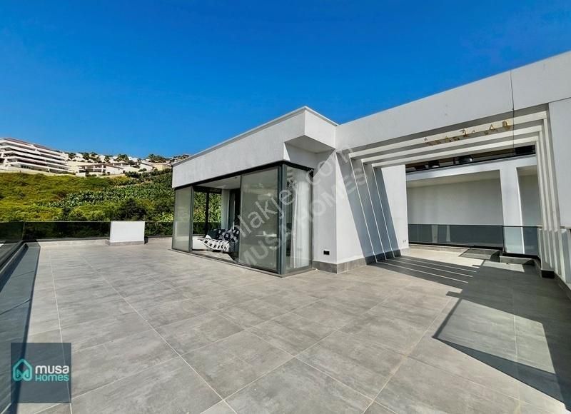 Alanya Kargıcakta Lüks Eşyalı Deniz Doğa Ve Kale Manzaralı Villa - Görsel 29