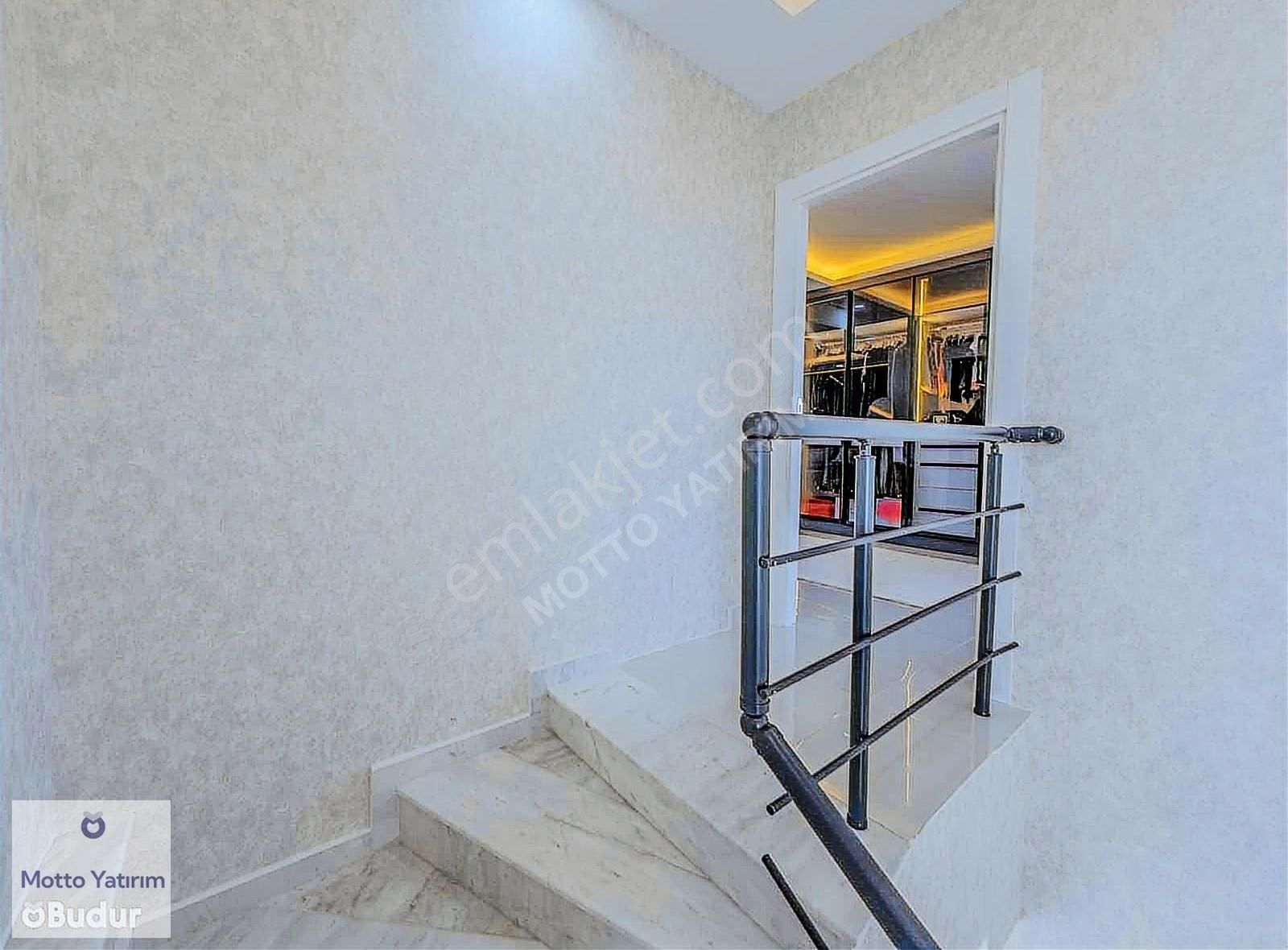 Yeniköy De 4+1 Lüks Eşyalı Villa - Görsel 28