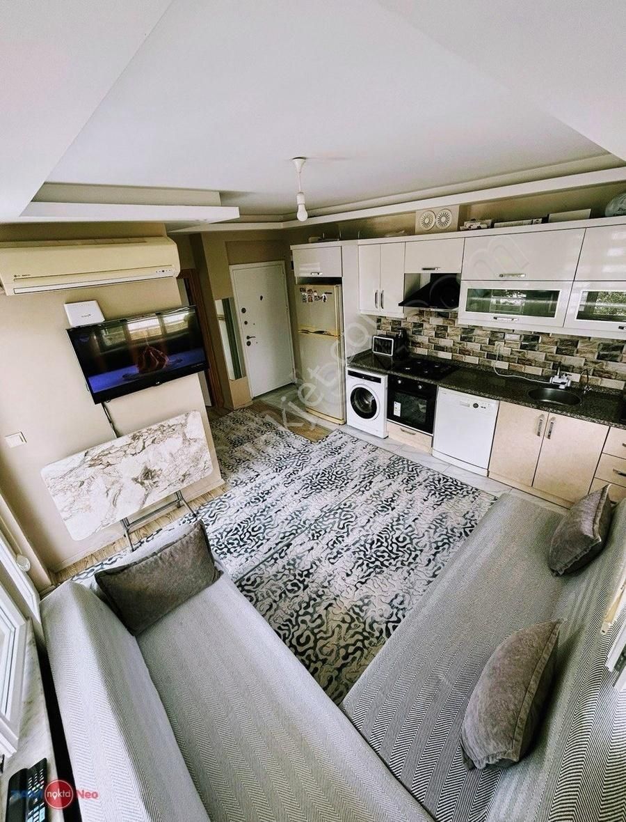 Lara Plaja Yakın 1+1 Yuksek Giriş Geniş Balkon
