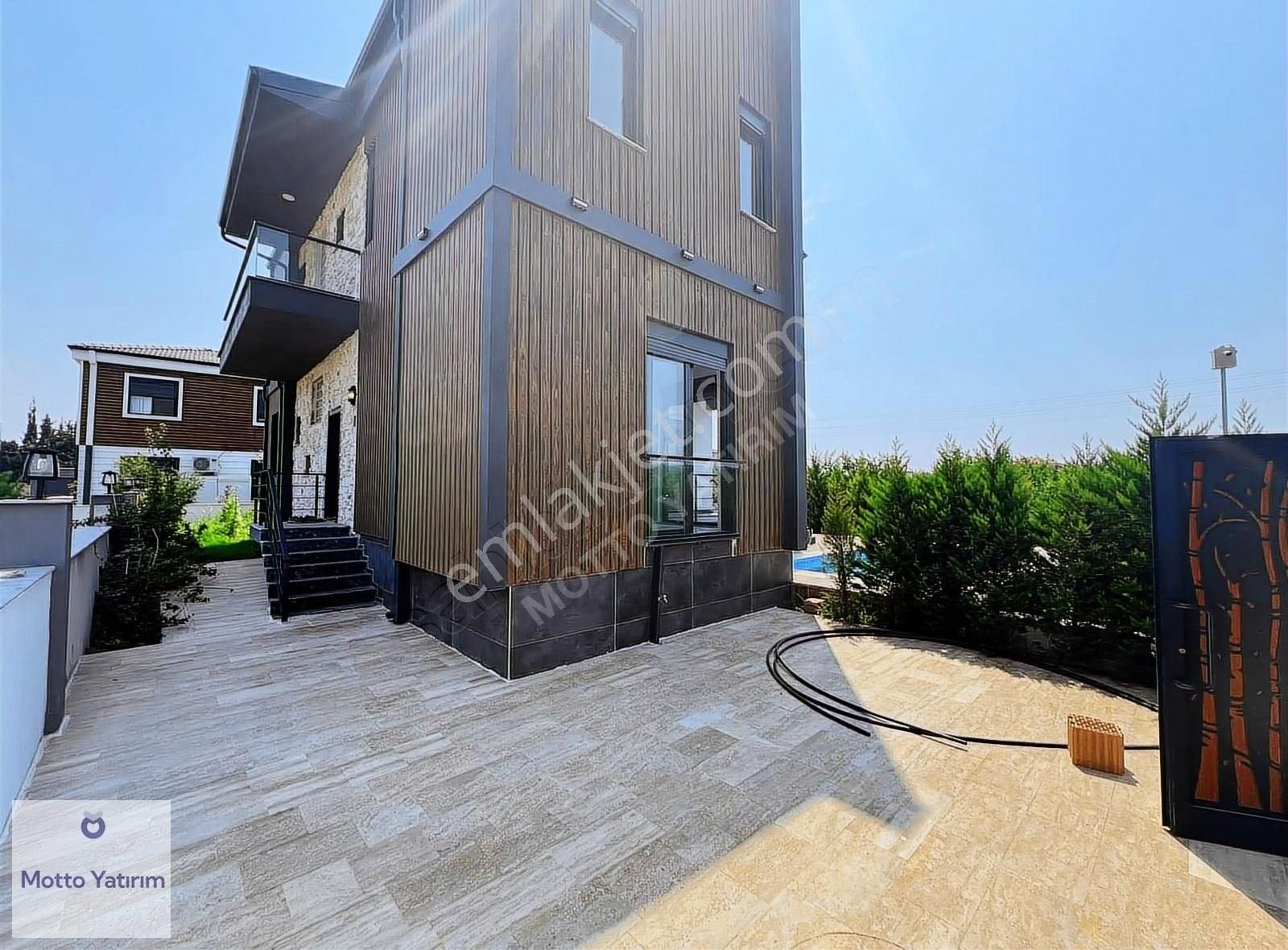 Döşemealtı Yeniköy' De 4+1 Tam Müstakil Dubleks Villa - Görsel 4