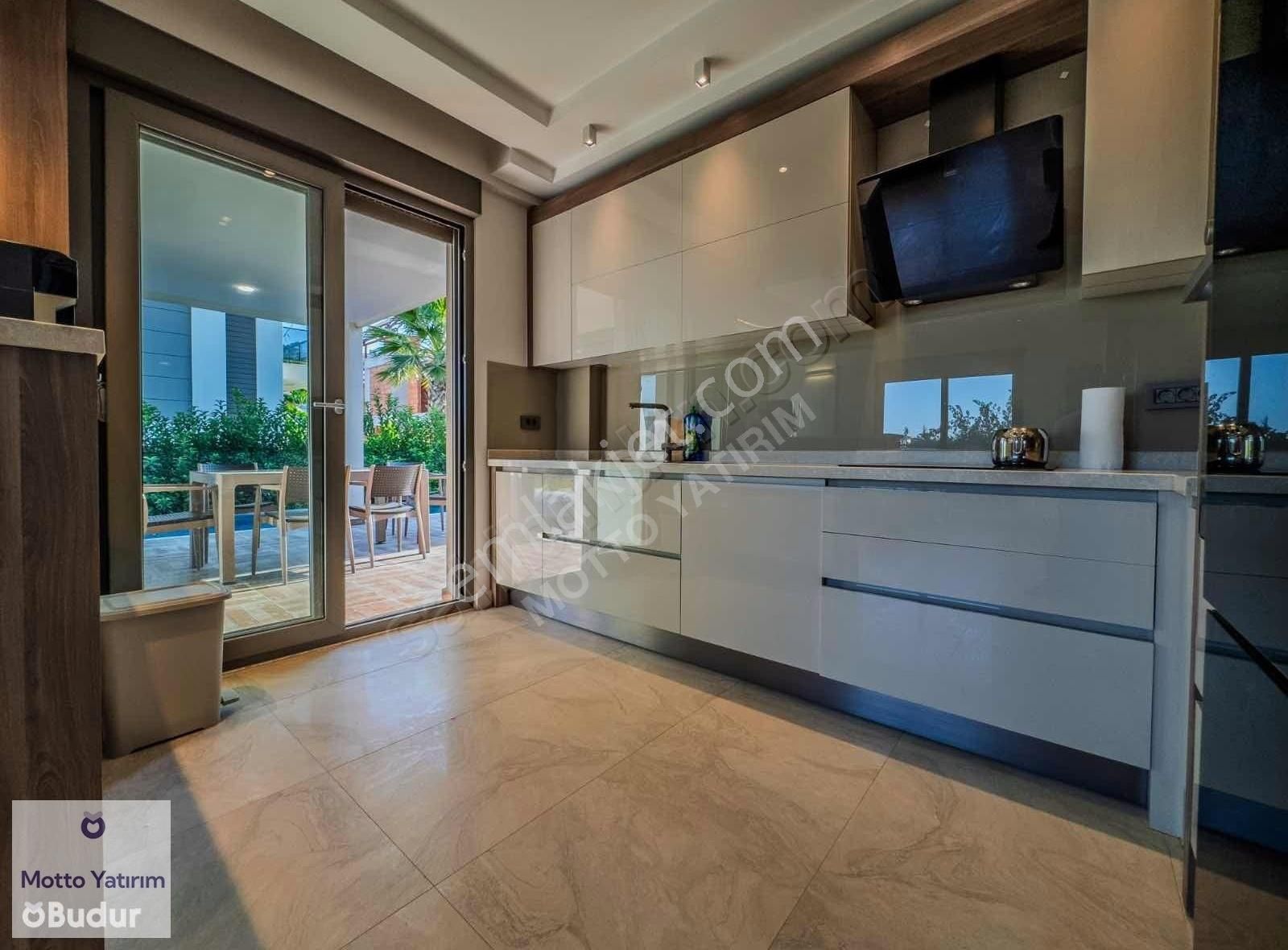 Antalya Kadriyede Jakuzili, Havuzlu Ultra Lüks 4+1 Villa - Görsel 29