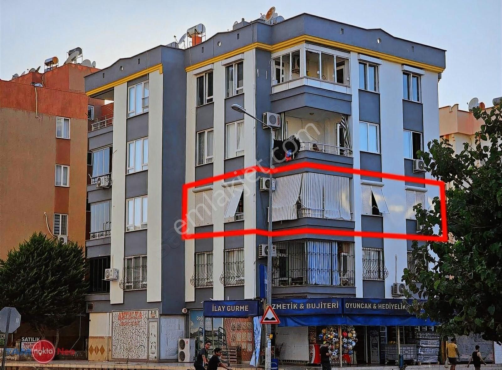 Kızıltoprak Satılık 2+1 Fırsat Daire Ara Kat, Yeni Tadilatlı