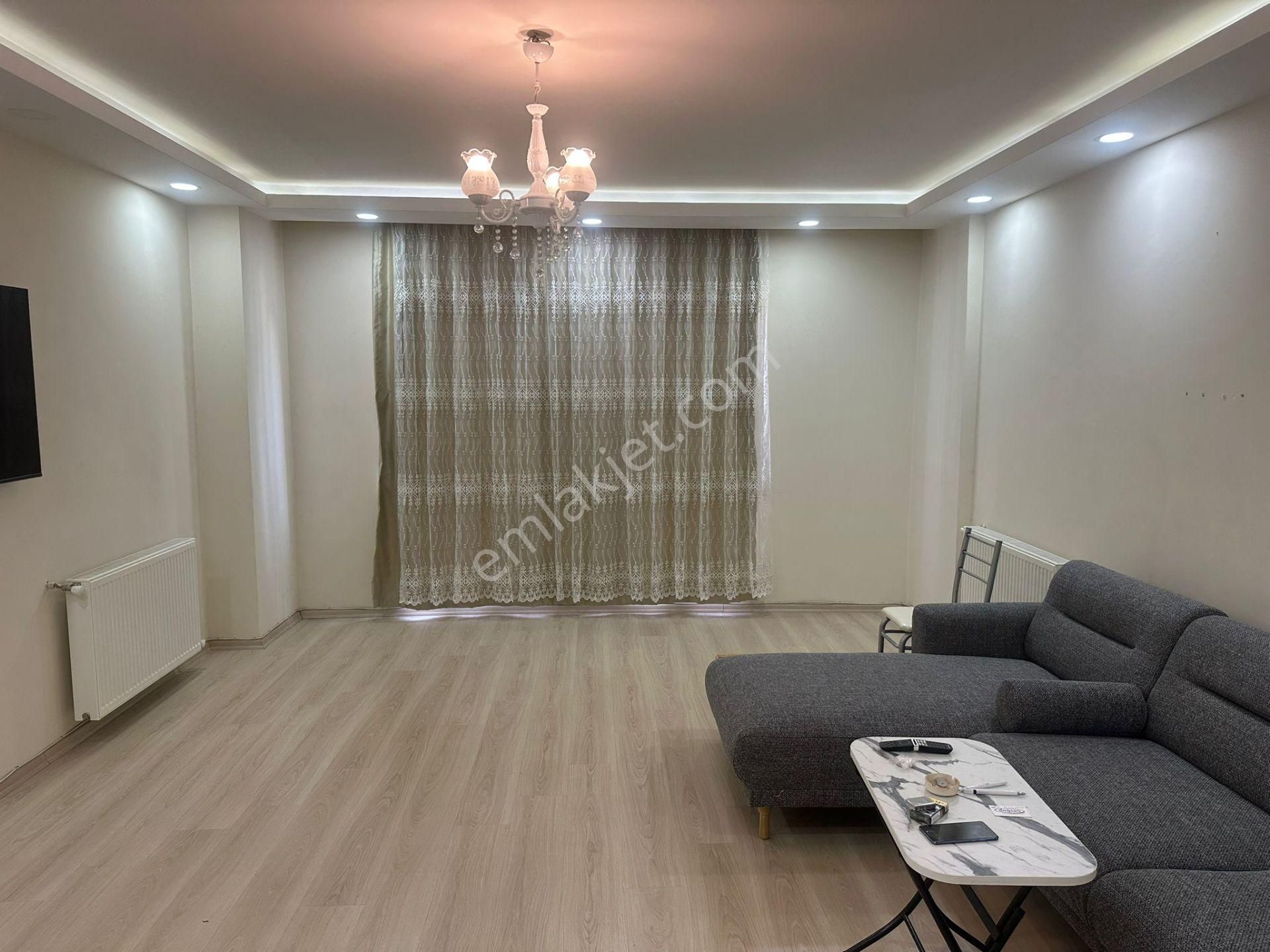 Bakırköy'de Kiralık Eşyalı Daire 2+1