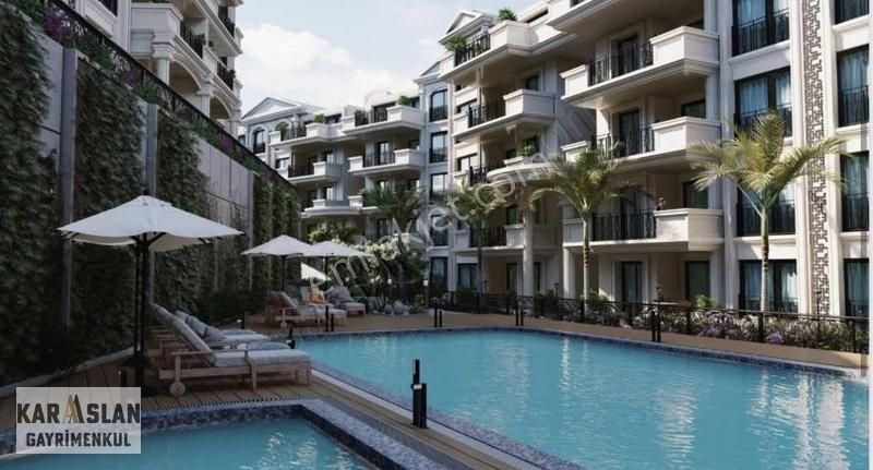 Başiskele'de Site İçi 4+1 Bahçe Dubleks Daire