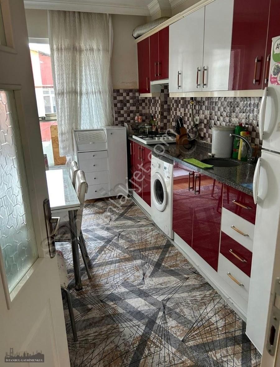 Kapaklı Amasyalılar Meydanı Mevkisinde Satılık 2+ 1...