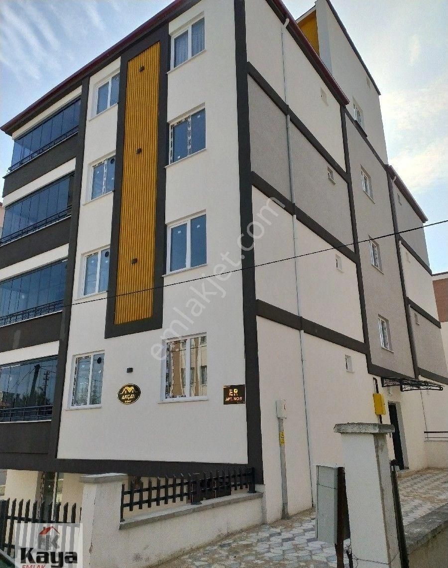 Kaya Emlaktan Satılık 2+1 Daire 95 M2