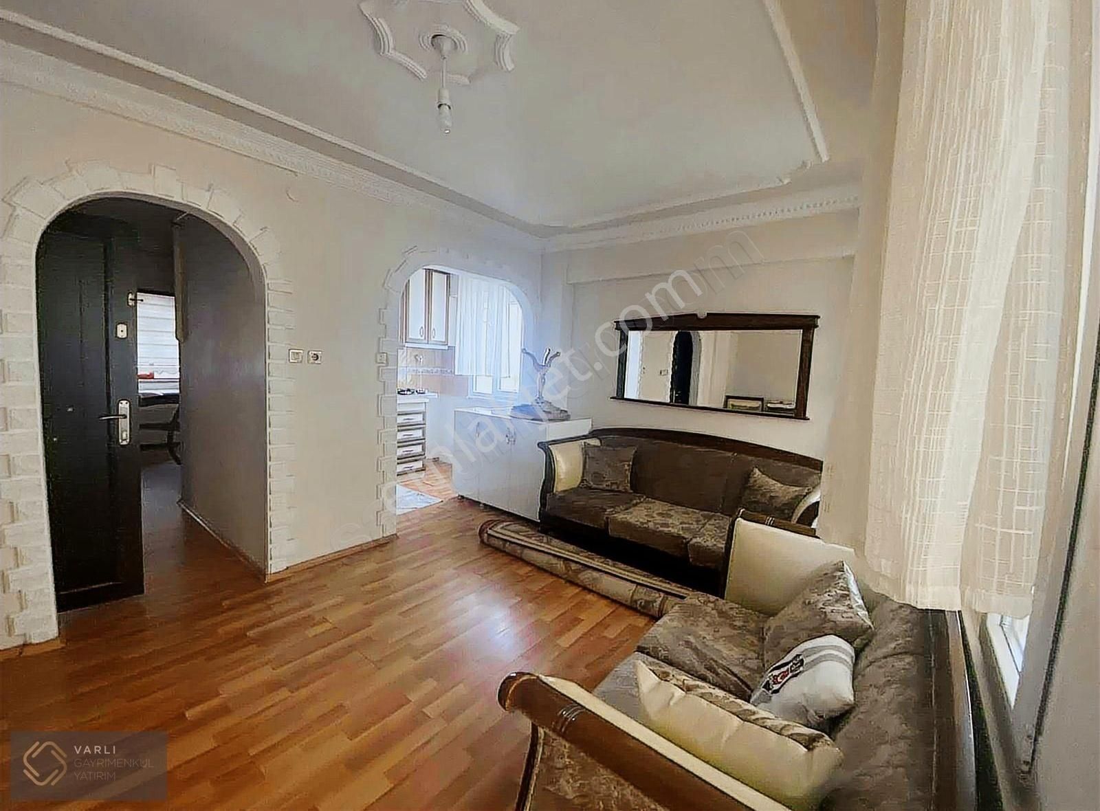 Bursa Gemlik Küçük Kumla'da Satılık Eşyalı 2+1 Daire