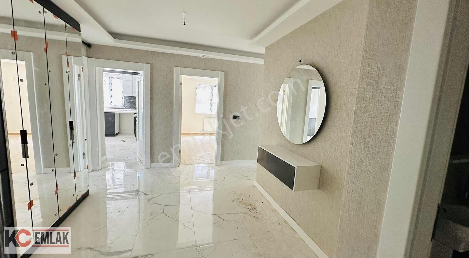 Kc Emlaktan Krediye Uygun Lüks 150m2 4+1 Çift Balkonlu Daire