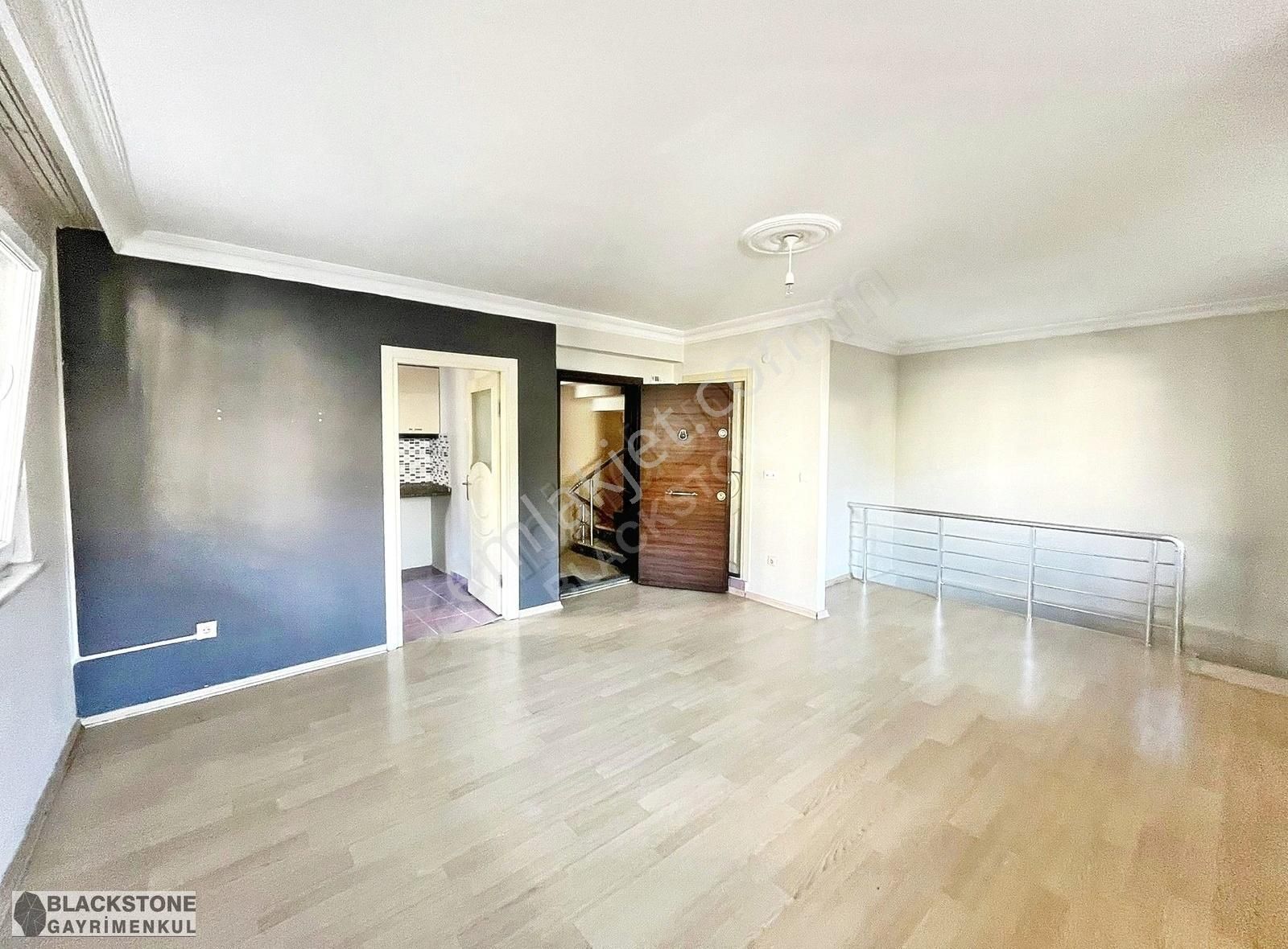 Blackstone'dan Sancaktepe Atatürk Mahallesi 2+1 Kiralık