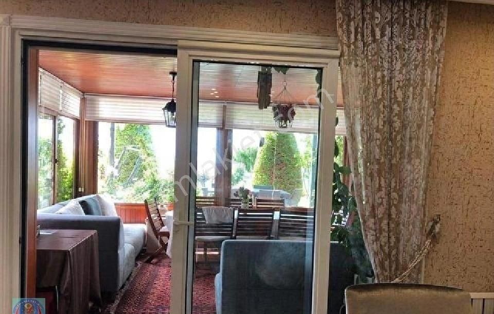 Büyükçekmece Gölü Manzaralı Lüks Tribleks Villa - Görsel 4