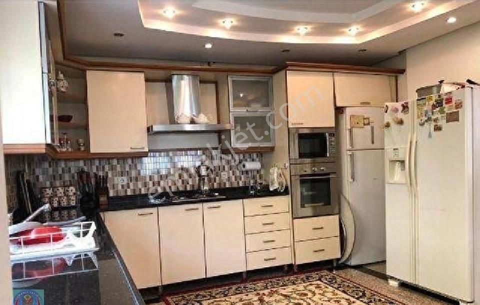 Büyükçekmece Gölü Manzaralı Lüks Tribleks Villa - Görsel 6