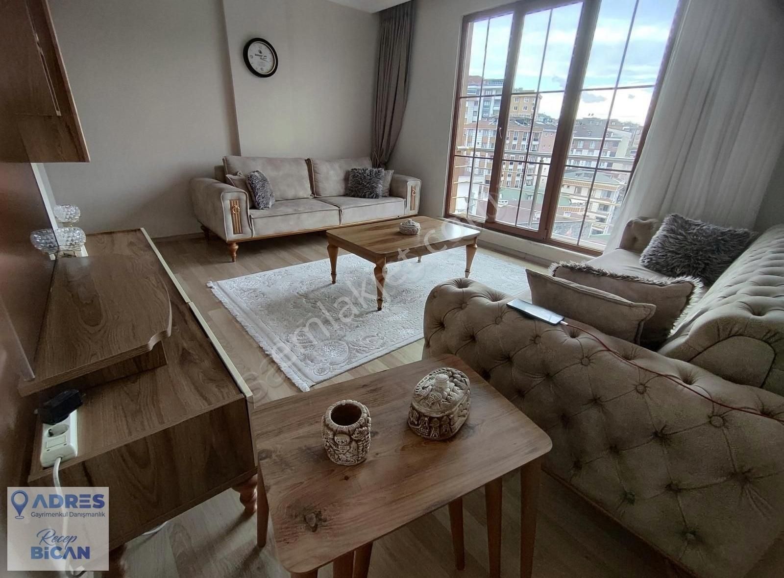 Eyüp Güzeltepe Mah. 3+2 Dubleks Metroya 2 Dk Satılık Daire