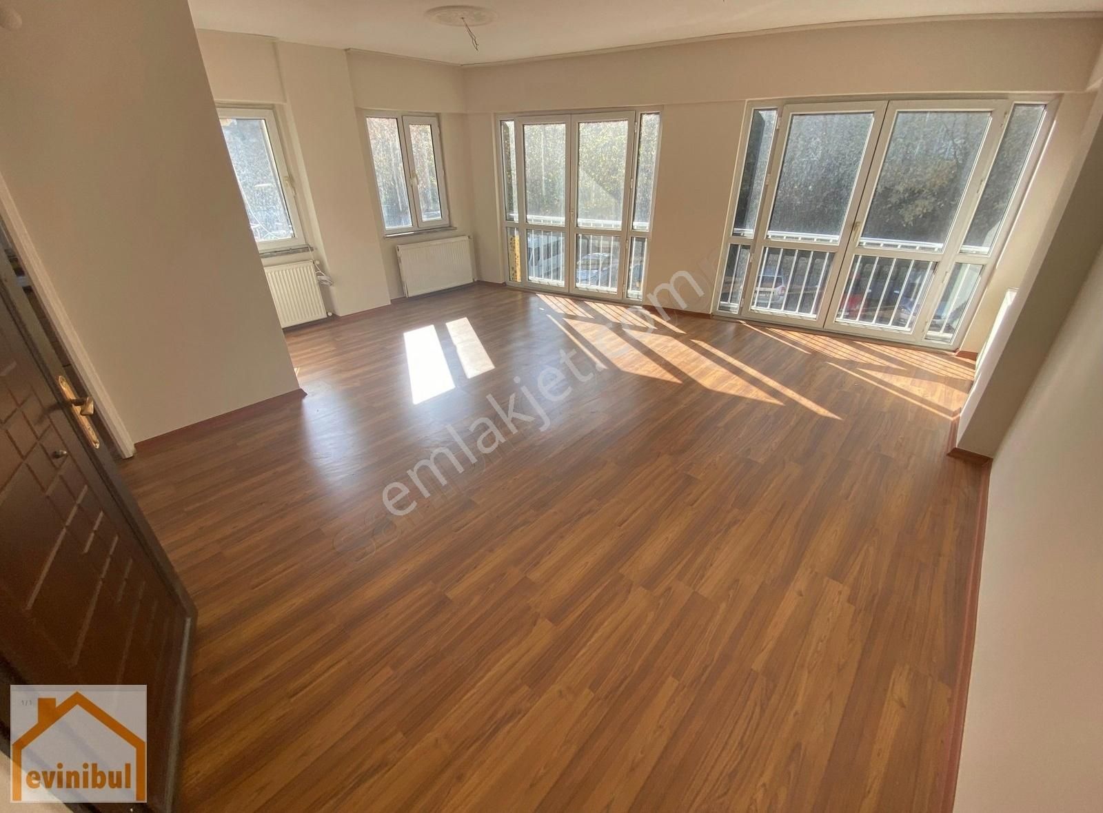 Evinibul'dan Emaar Avm Karşısında 80m2 2+1 Daire