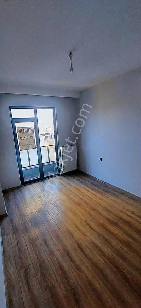 Adress Sitesinde Kiralık Bakımlı 2+1