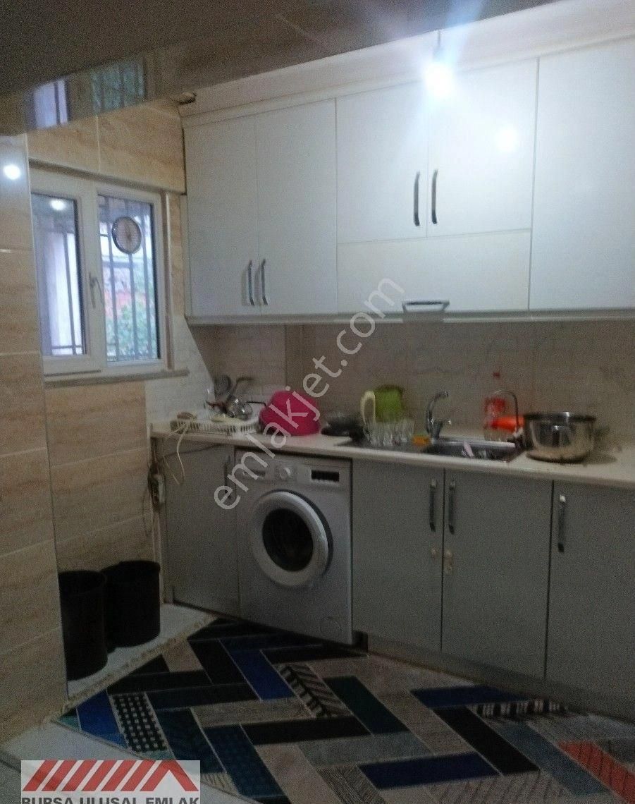 Altıparmak Ana Cadde Yakını Eşyalı 2+1