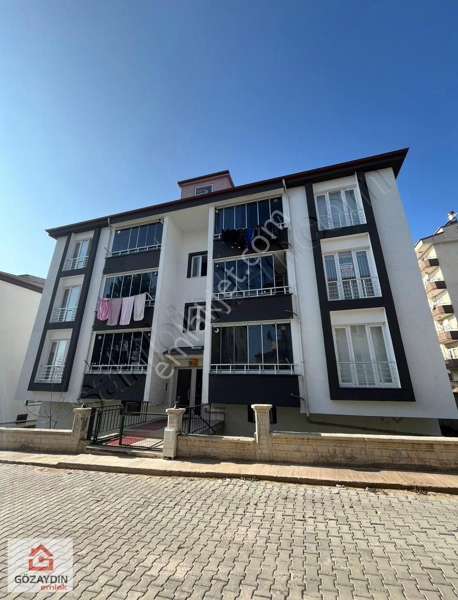 Bağlarbaşı Mah. Nida Sk. Yeşilkent Sit. Satılık 3+1 Lüks Daire