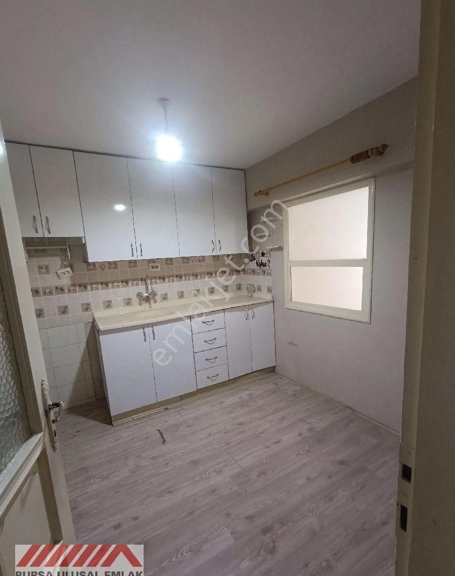 Bursa Nın Merkezi Kent Meydanı Gazcılar Girişi