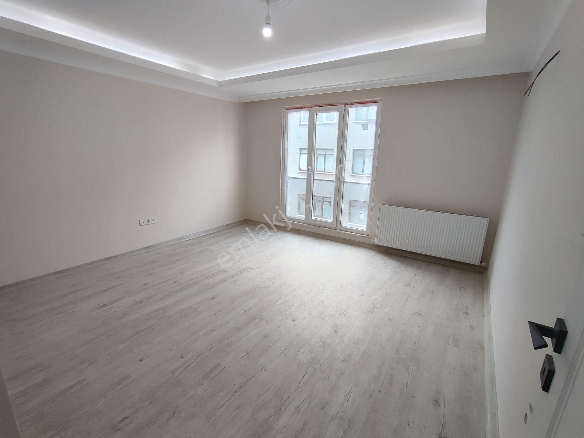 Bahçelievler Camlıkahve'de Sıfır Binada 4. Katta Full Yapılı Krediye Uygun 2+1 Satılık Daire