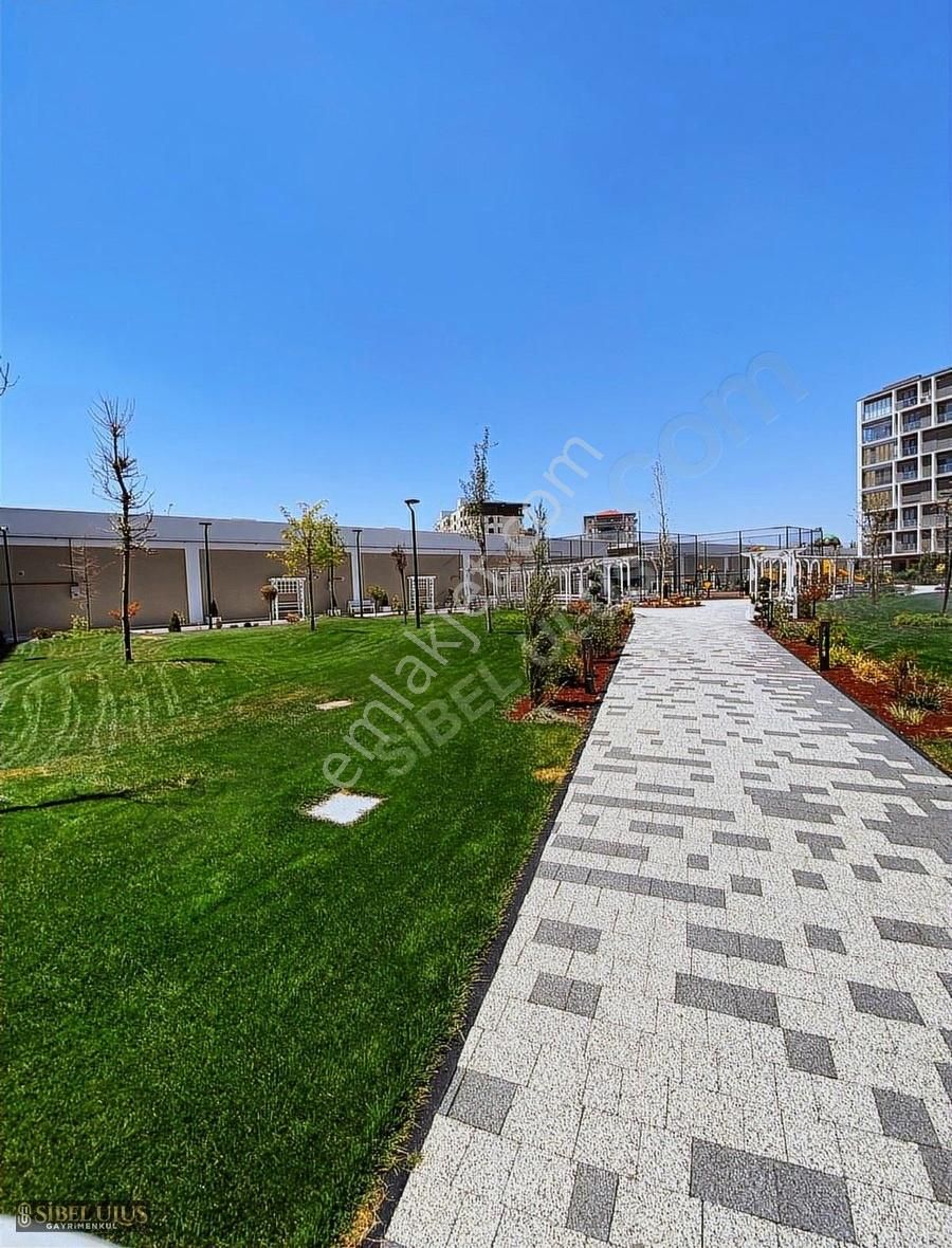 Gazze Caddesinde Satılık 3+1 Daire