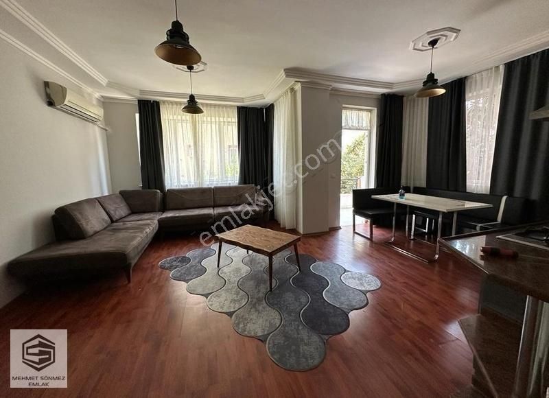 Fener'de Terra City Yakını 2+1 Daire