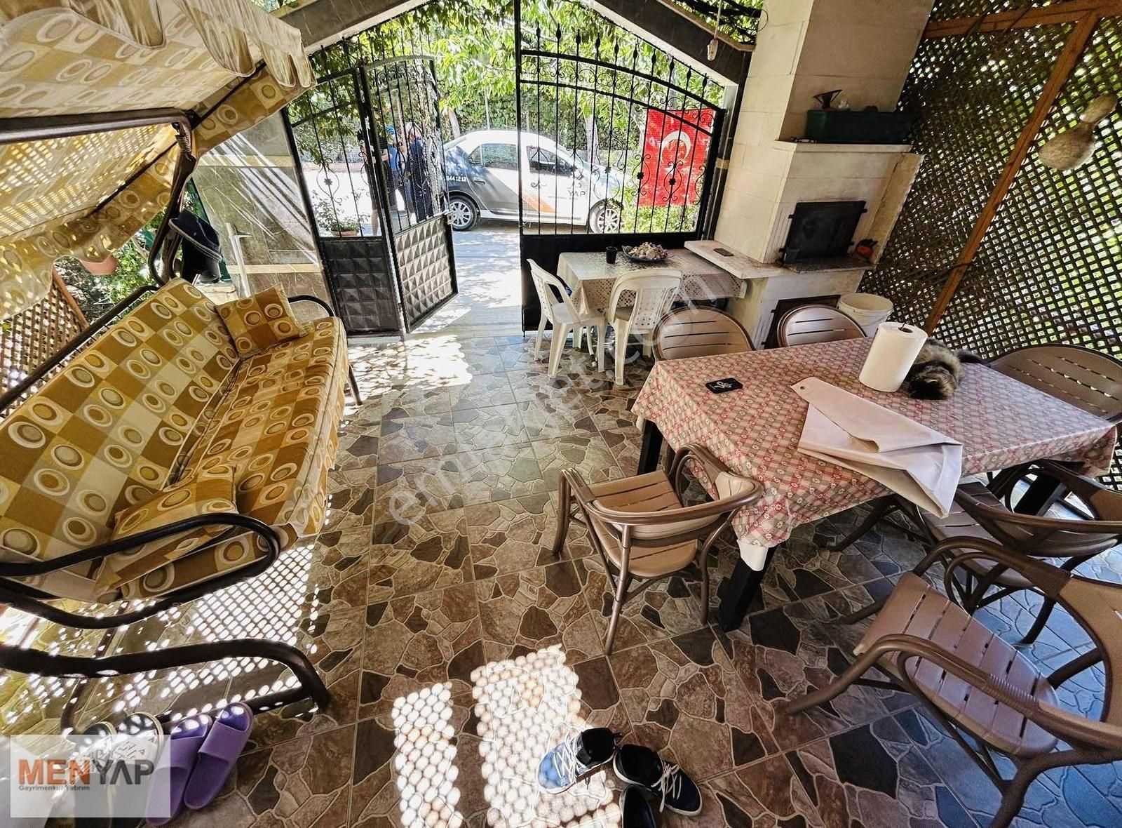 Yeniçiftlik Özler Tatil Sitesi İçinde 6+1 Müstakil Bahçeli Villa - Görsel 6