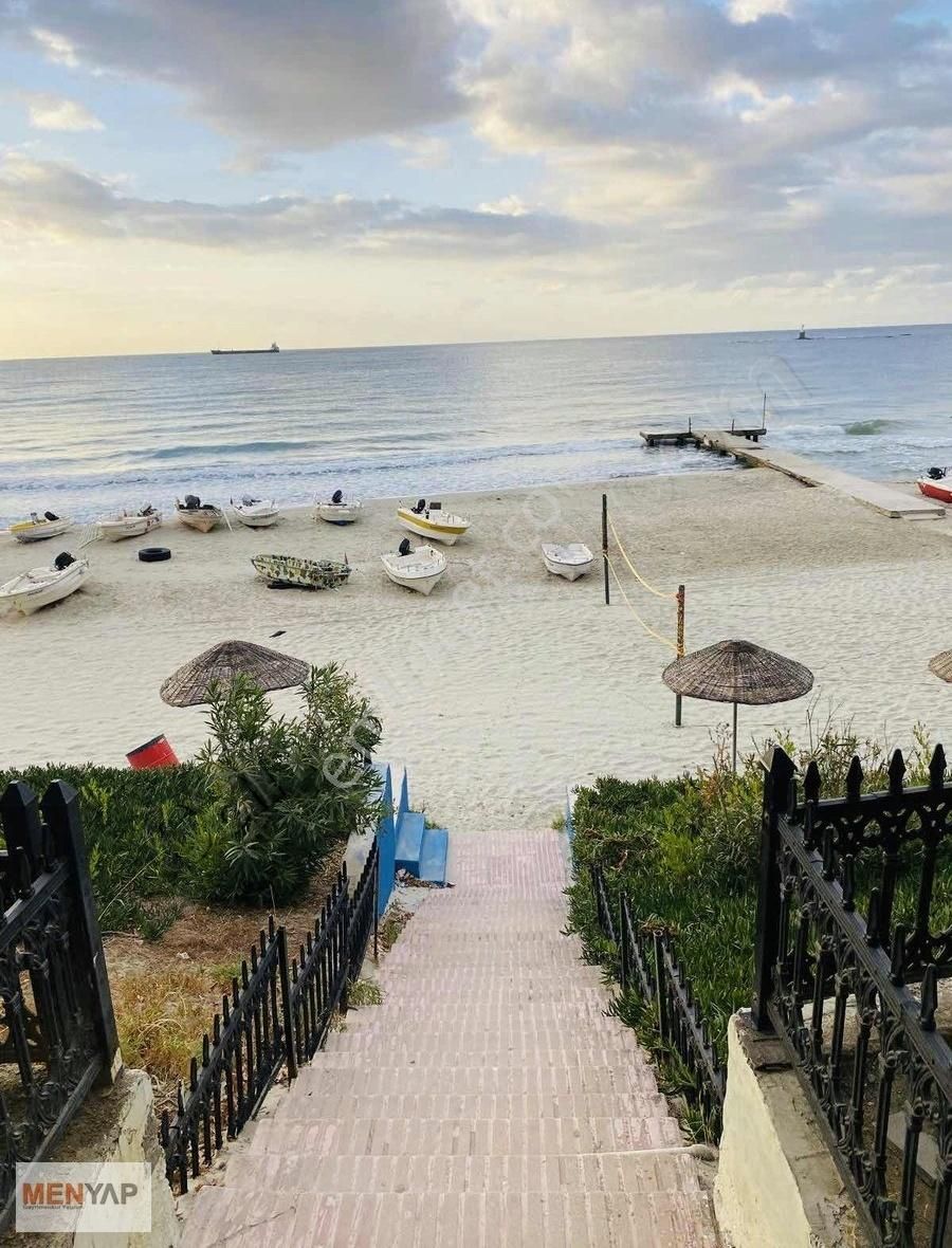 Yeniçiftlik Özler Tatil Sitesi İçinde 6+1 Müstakil Bahçeli Villa - Görsel 4