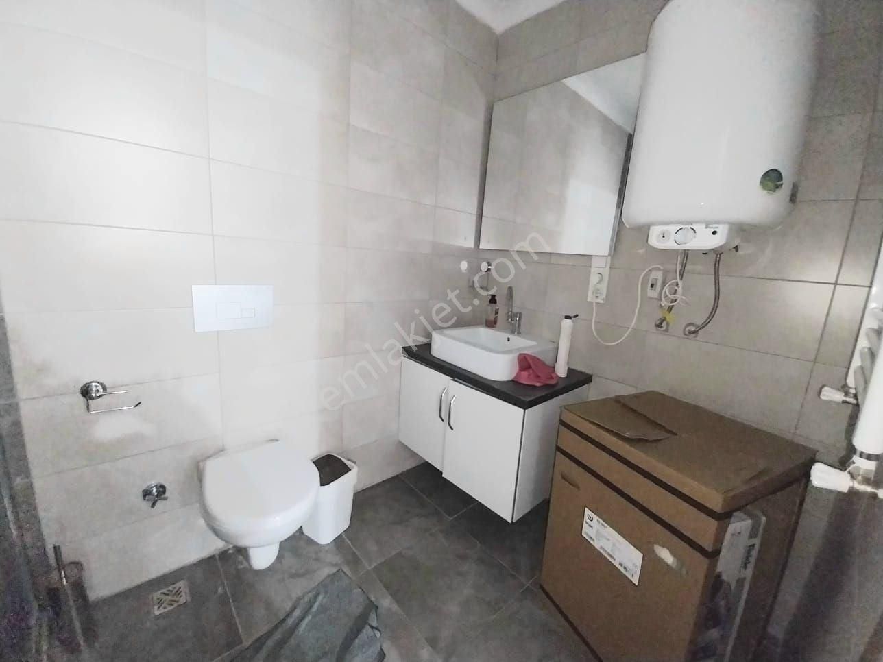 Tek Yetki Yükselde Havuzlu Sitede Ayrı Mutfak Ebeveyn Banyol 2+1 - Görsel 27
