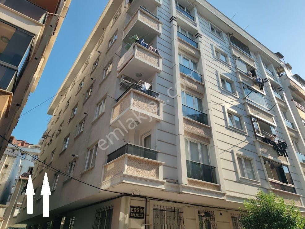 Yıldız Dan Hürriyette Otoparklı Kredili Kullanışlı 2+1 Ara Kat Daire