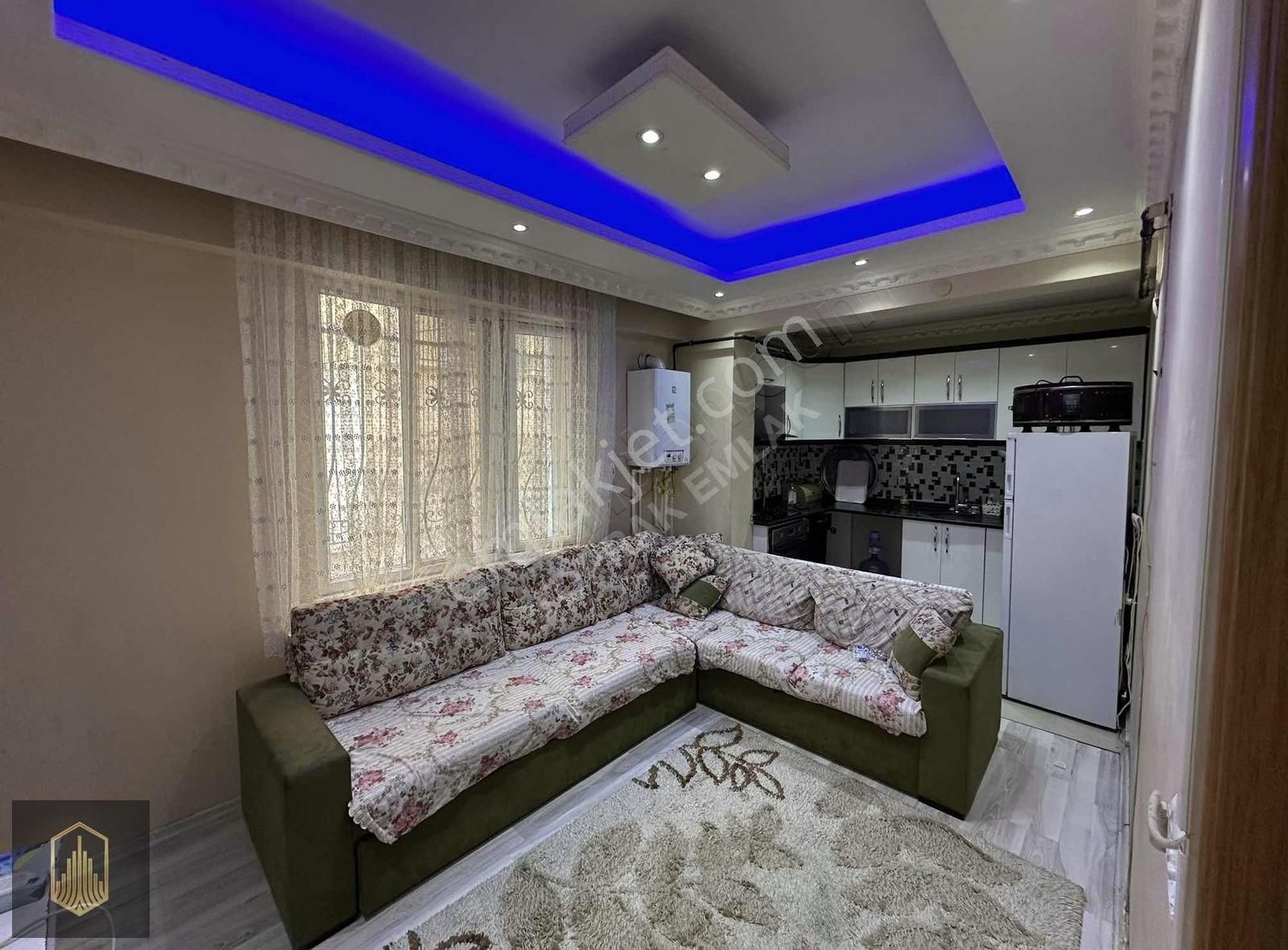 Toprak Gayrimenkul'den Fevzipaşa'da Eşyalı Kiralık 1+1 60m2 Ev