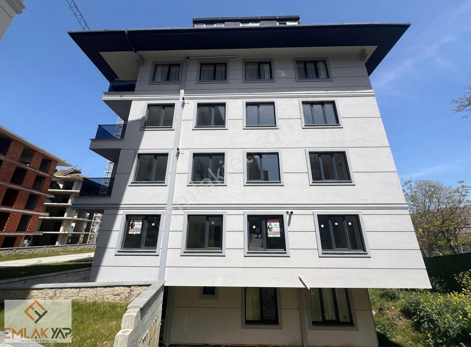 Burhaniye Ekşioğlu Konakları'nda Kiralık Kullanışlı 2+1 Daire