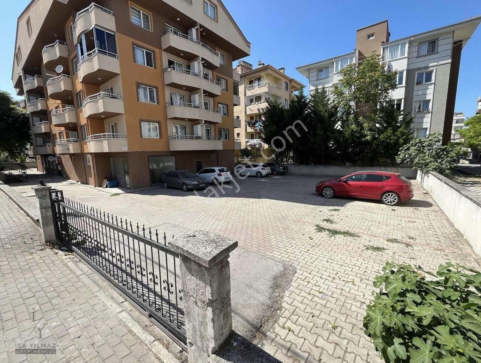 Aile Sitesinde 2+1 70 M2 Satılık Daire - Görsel 23