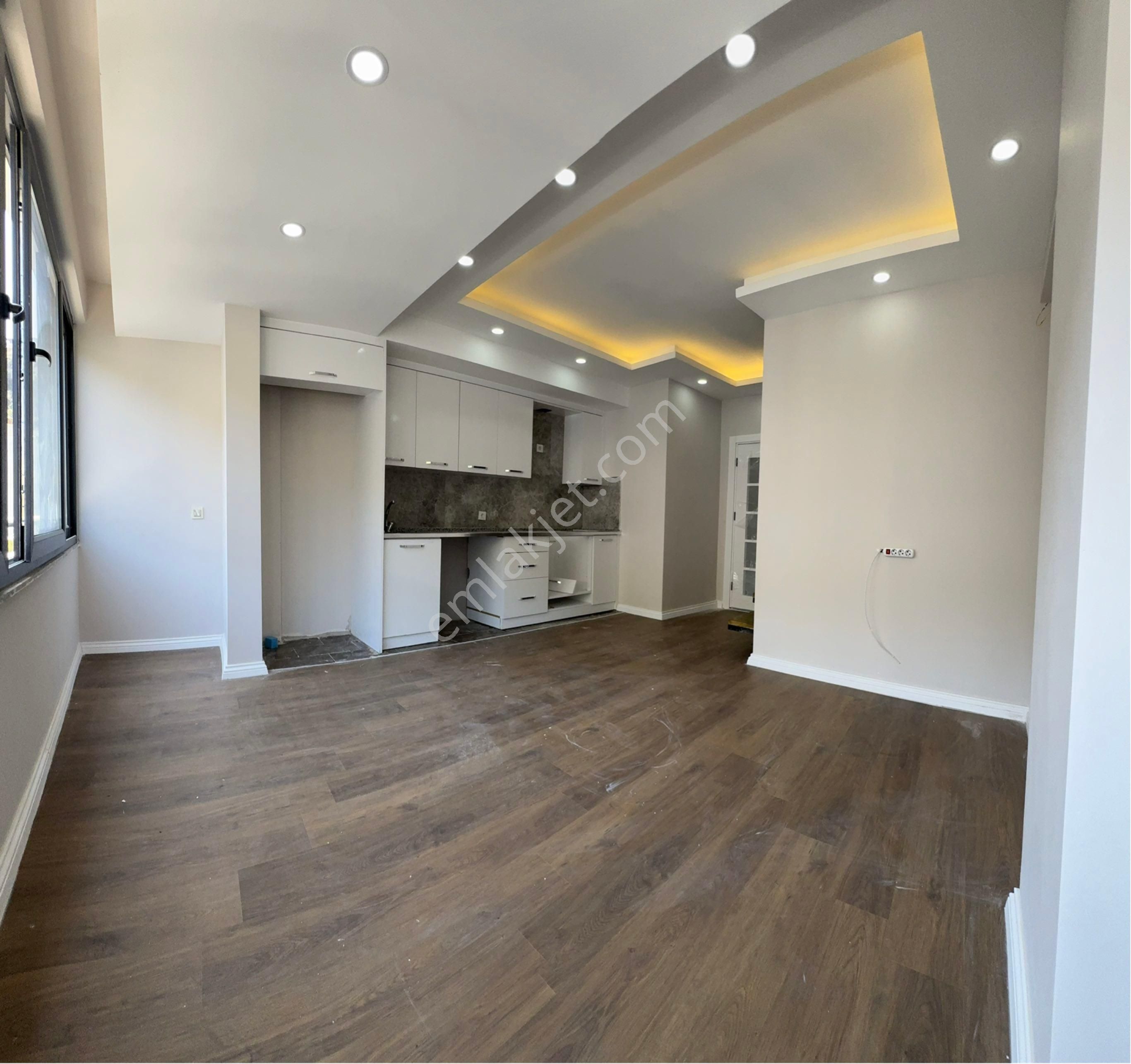 Ertuğrul'dan Dublex - Deniz Manzaralı - 2+1 Limana Yakın Daire - Görsel 14