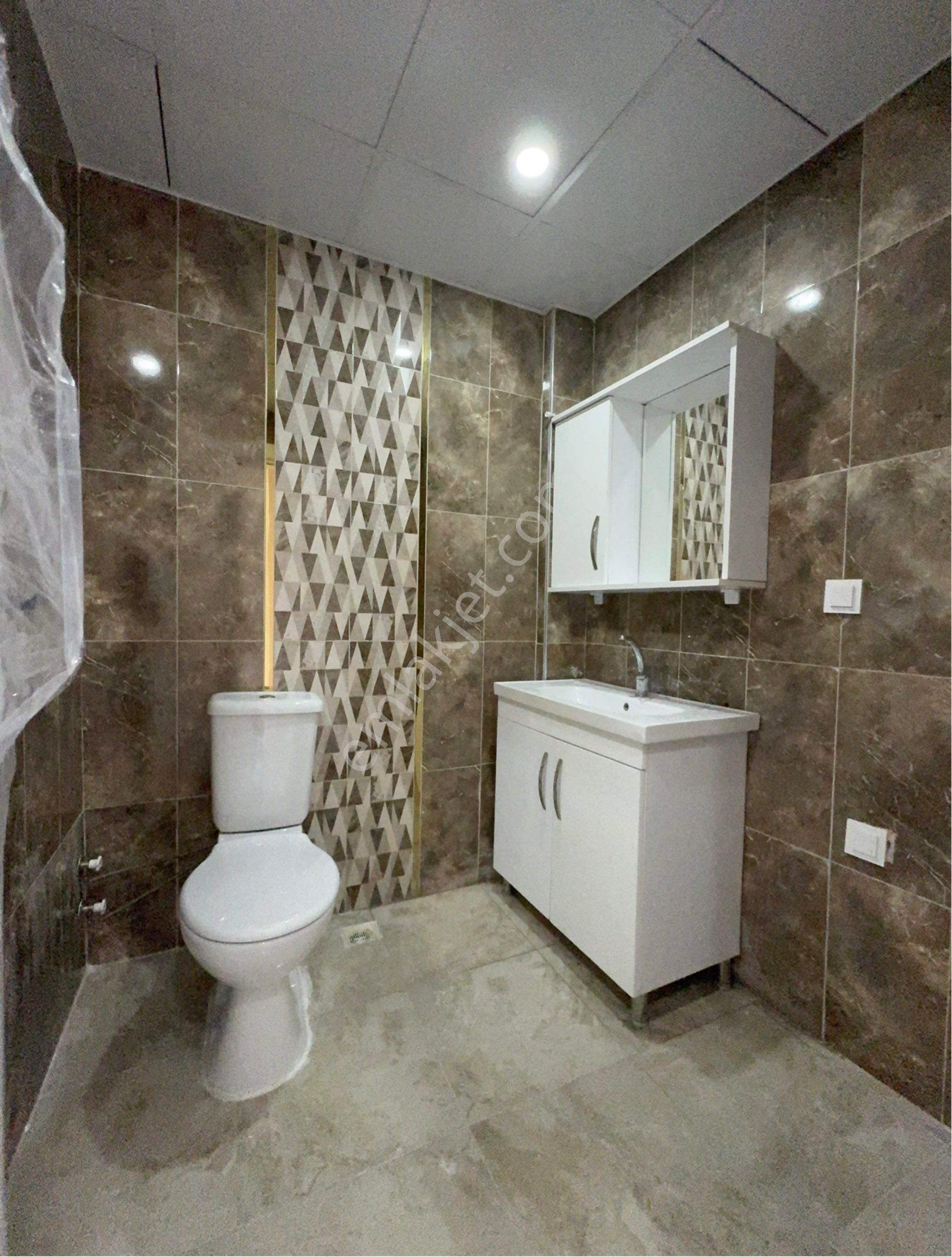 Ertuğrul'dan Dublex - Deniz Manzaralı - 2+1 Limana Yakın Daire - Görsel 15