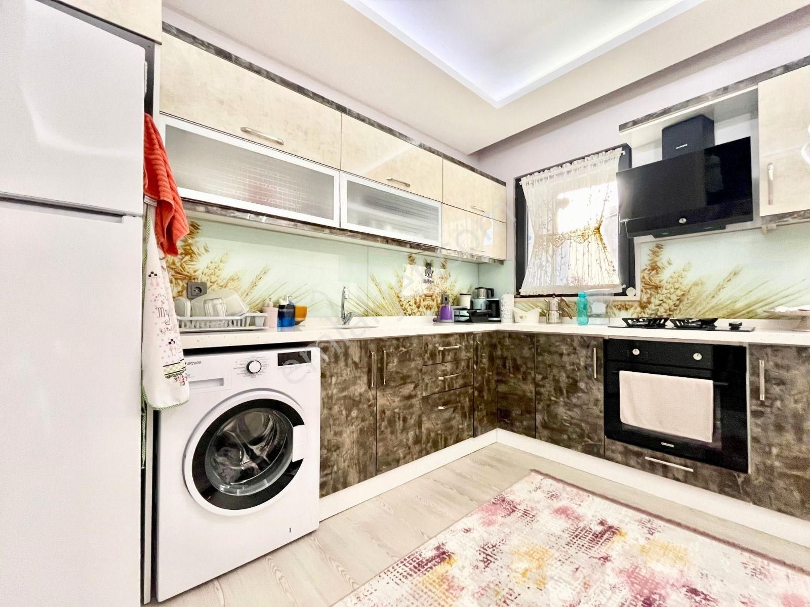 🔴 Güç Gayrimenkul'den Akçay'da Cam Balkonlu Asansörlü Kaçmaz Fiyata Satılık 1+1 Daire