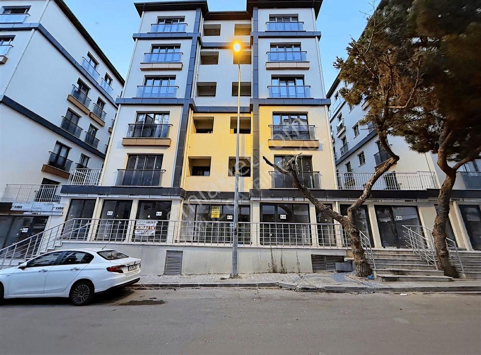 Orhantepe Mah.kapalı Mutfaklı Oturuma Hazır Sıfır 2+1 Daire
