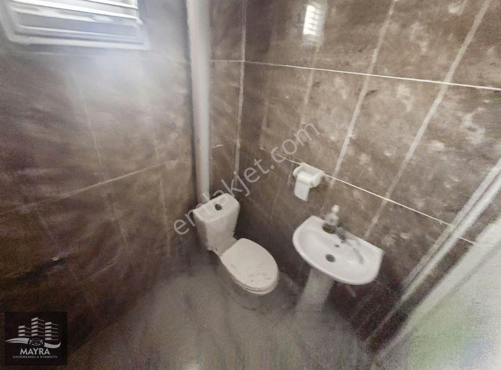 Kuzeyyaka Geniş Her Şeyi Ayrı Kilerli 2+1 Satılık Bahçe Kullanım