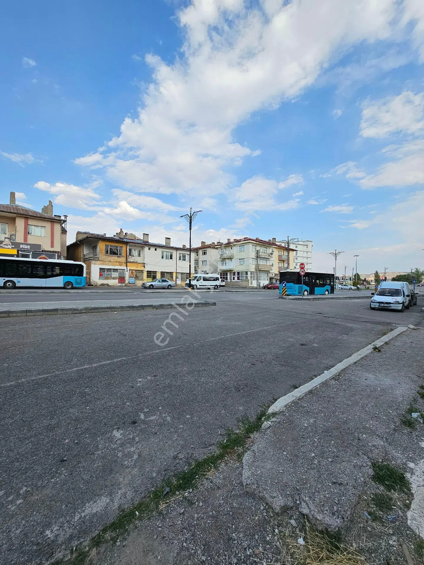 Sivas Yıldız Gayrimenkul'den Kümbet Mahallesin'de Kiralık Masrafsız Dükkan ! - Görsel 4
