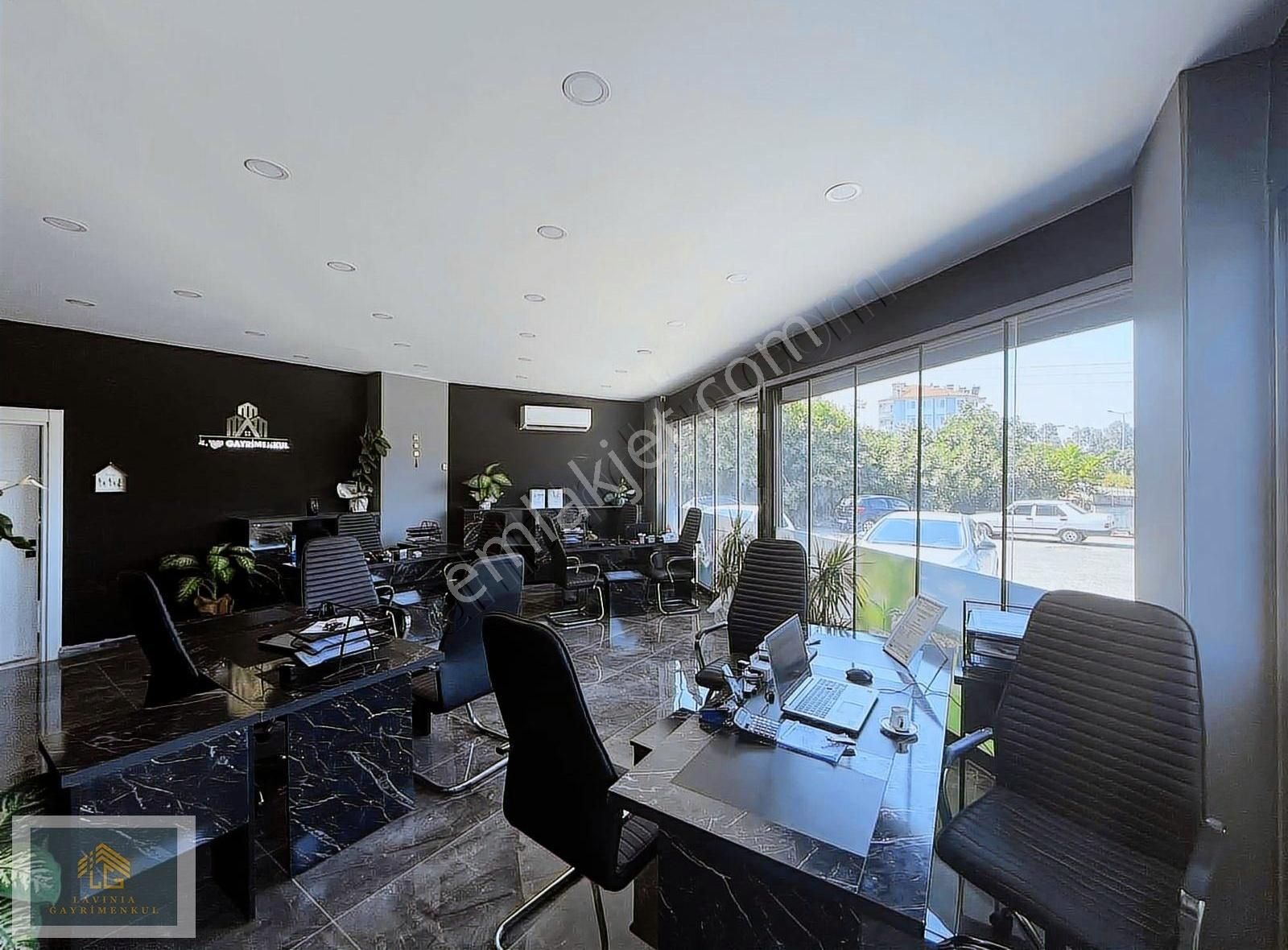 Lavınıa'dan Takasa Açık Satılık 350 M2 Dükkan - Görsel 15