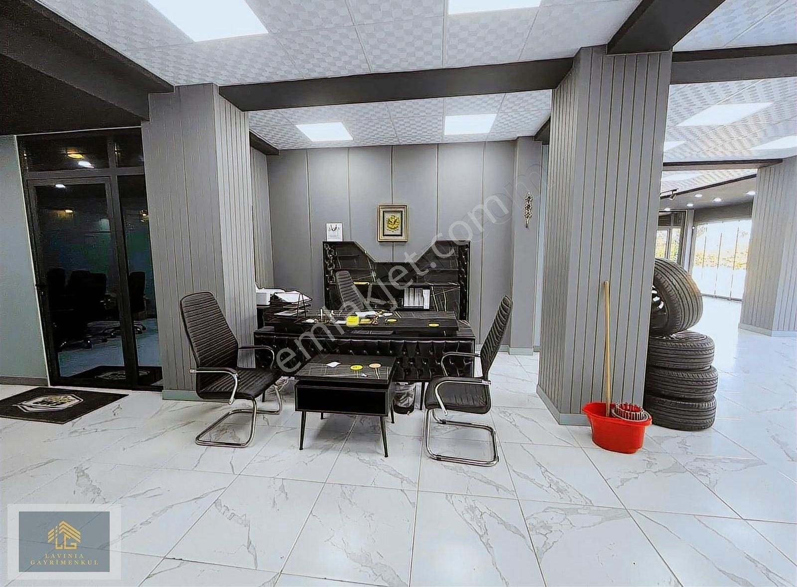 Lavınıa'dan Takasa Açık Satılık 350 M2 Dükkan - Görsel 18