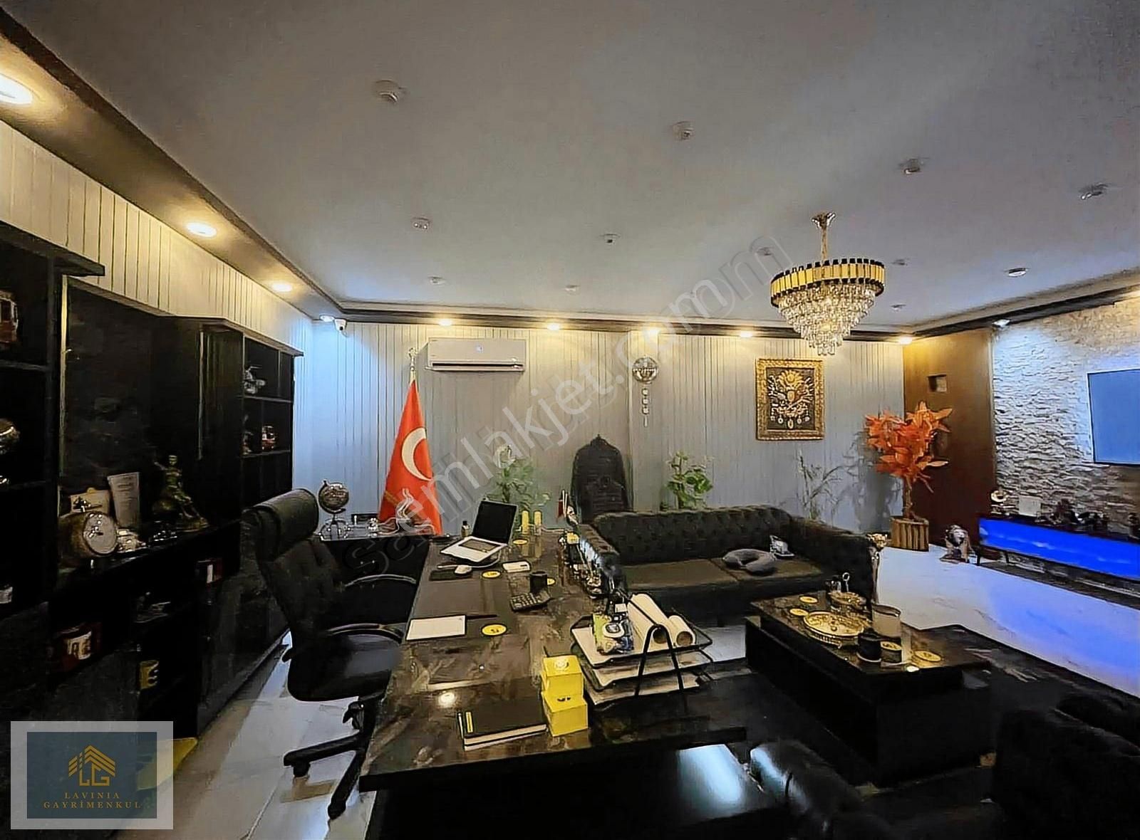 Lavınıa'dan Takasa Açık Satılık 350 M2 Dükkan - Görsel 4