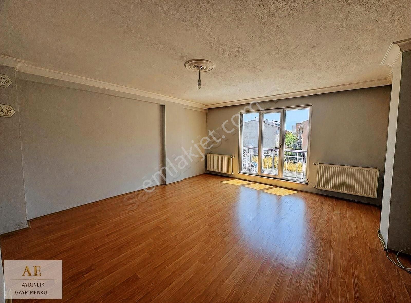 Aydınlık Emlak'tan Alanyurt Yeni Mahallede Kiralık 2+1 Daire