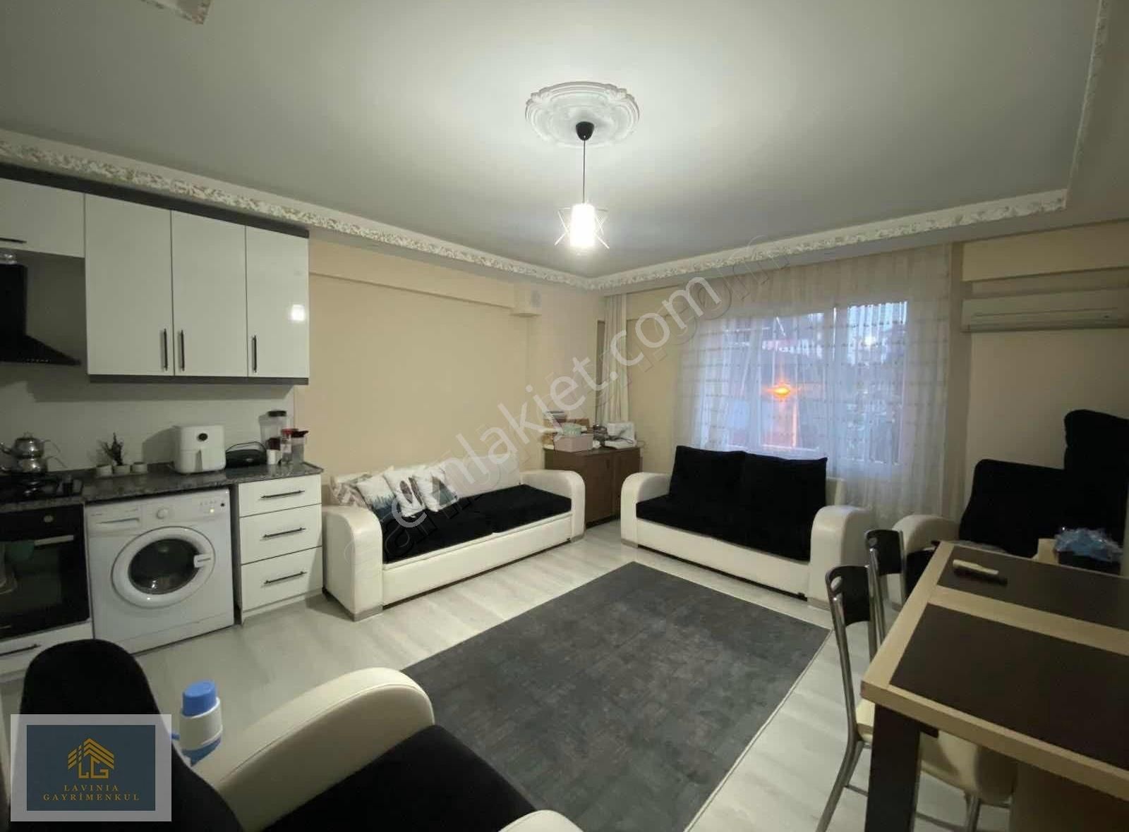 Lavinia Gayrimenkulden Dalaman Merkezde Eşyalı 1+1 Satılık Daire