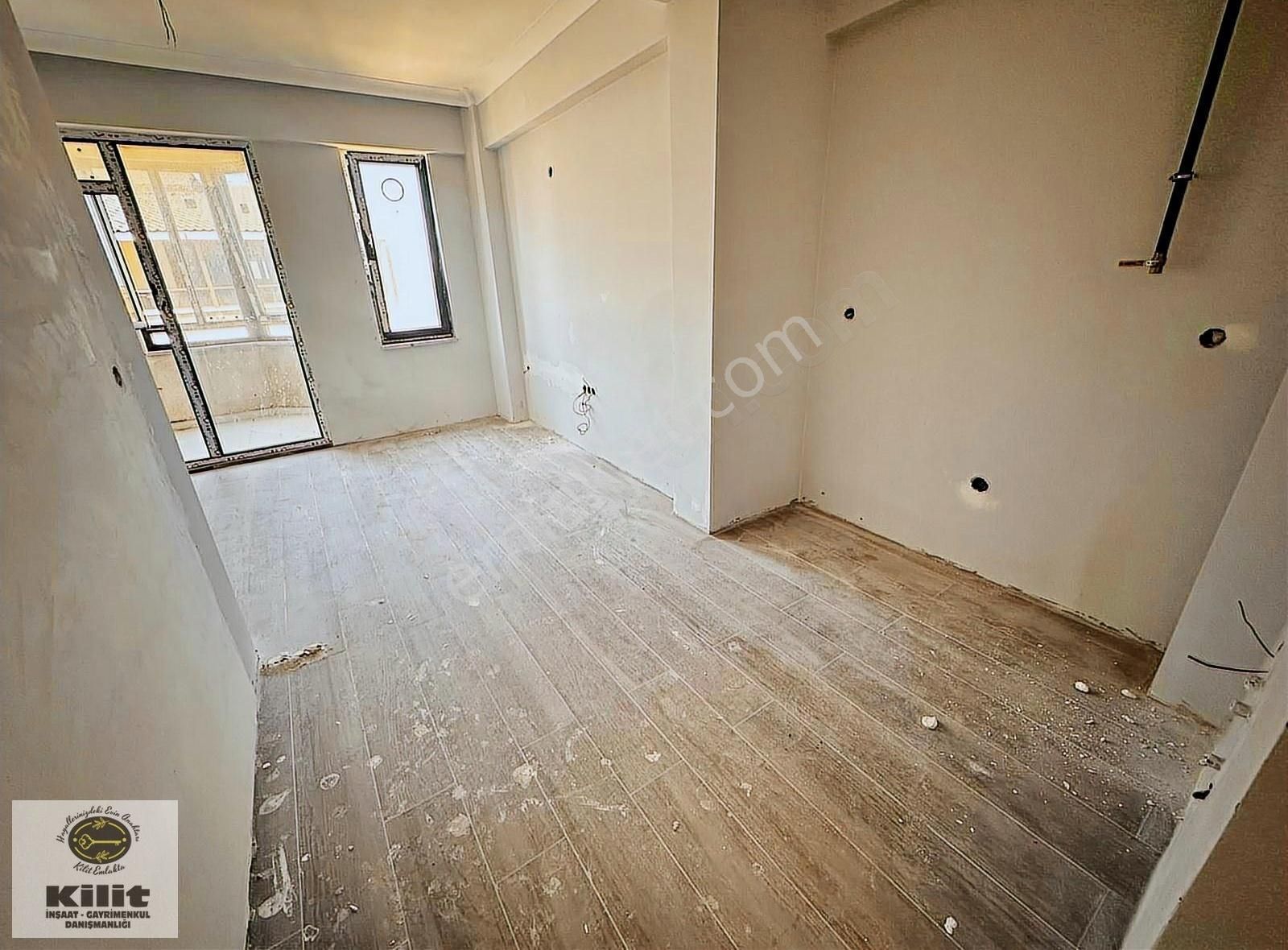 Hacıyusuf'ta Deniz Manzaralı Balkonlu 1+1 Satılık Sıfır Daire